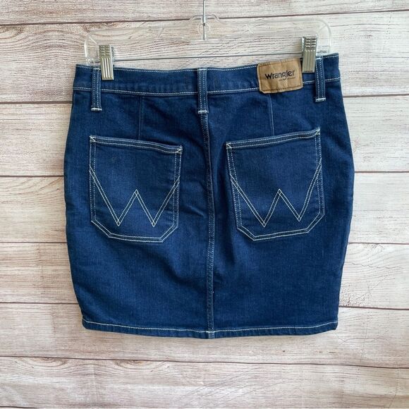 NEW WITHOUT TAGS WRANGLER‎ JEAN SKIRT - Picture 3 of 4
